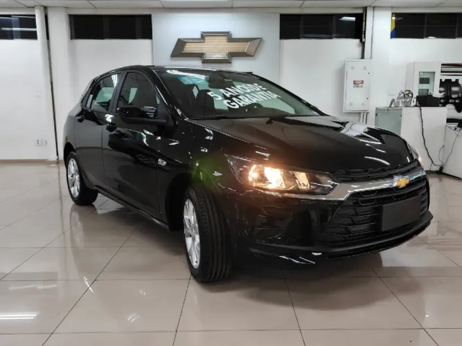 Chevrolet Onix Hatch Pro 1.0 12V 5p Mec. 2027