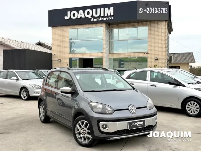 Volkswagen Up! Cross 1.0 TSI Total Flex 12V 5P 2017