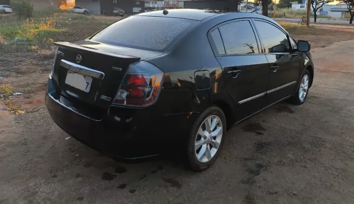 Nissan Sentra S 2.0/ 2.0 Flex Fuel 16V Aut. 2013