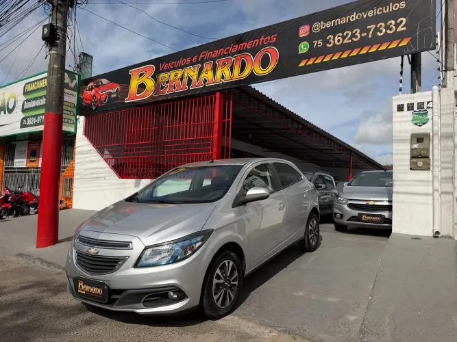 Chevrolet Onix Hatch LTZ 1.4 8V Flex Power Aut. 4P 2016