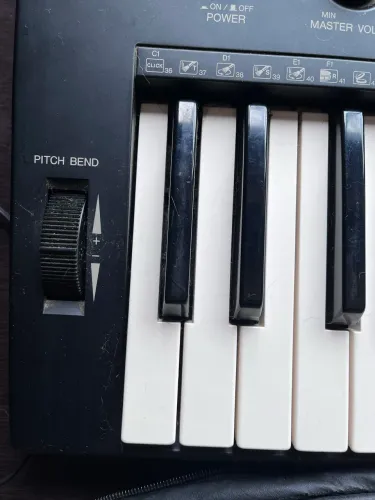 Teclado Yamaha PSR-510 usado | em bom funcionamento
