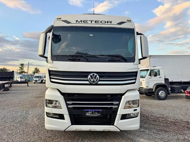 VENDO VOLKSWAGEN METEOR 29.520 6X4 2022