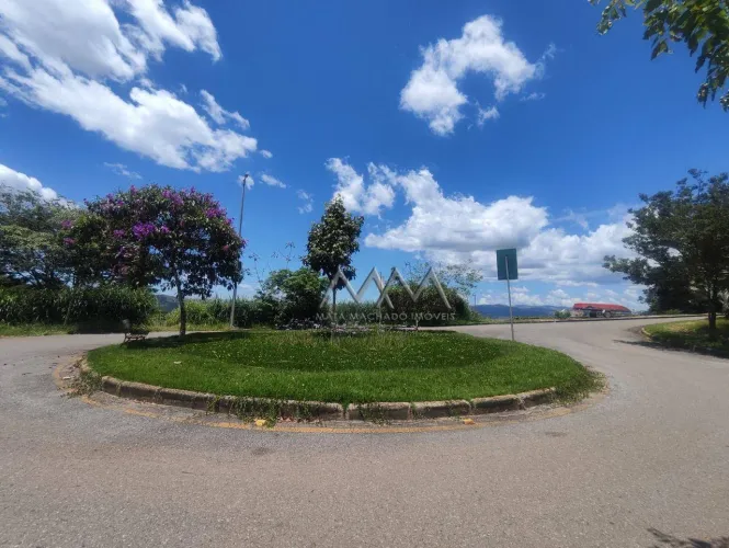 Lote à venda no Quintas do Sol
