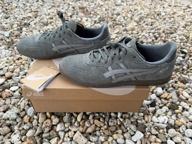 Asics Skyhand OG