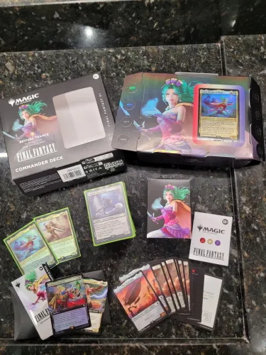 Magic the Gathering - Final Fantasy VI Revival Trance Precon - Commander Deck Com Shield