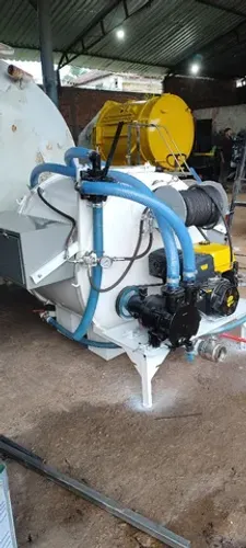 Tanque banheiro químico e limpa fossa hidrojato