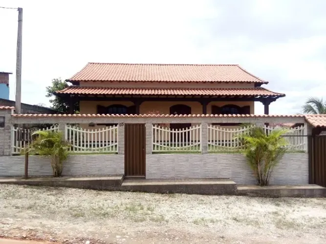 Excelente casa de 03 quartos em São Vicente - Araruama/RJ