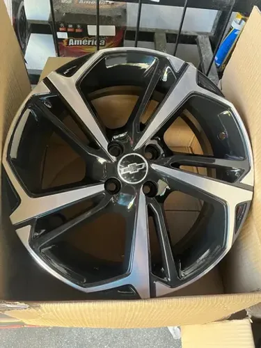 Roda Montana aro 17 Black diamantada.