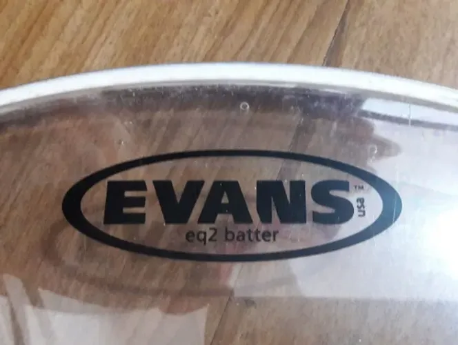 2 Pele De Bumbo Evans Eq2 De 22 Polegadas