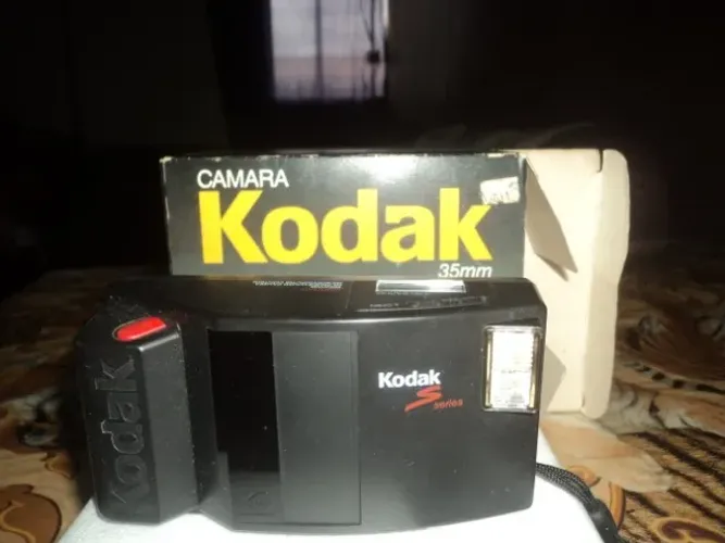 maquina de fotografia kodak 35mm perfeita