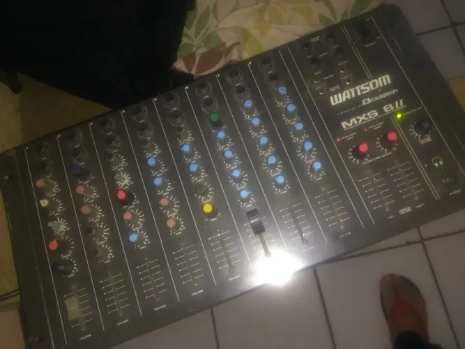 Mesa de Som Wattson MXS 8.II