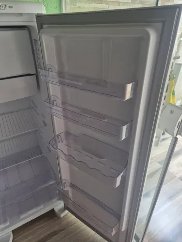 Geladeira Frost Free - Ideal para sua cozinha!