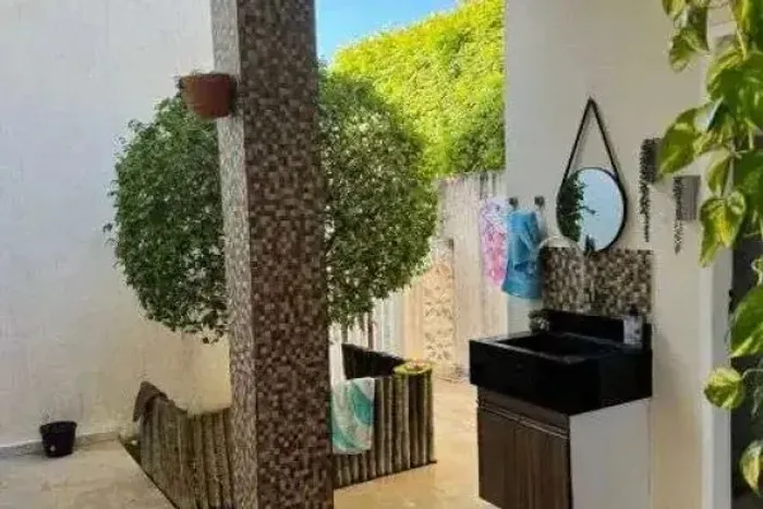 CASA A VENDA NA CIDADE VELHA