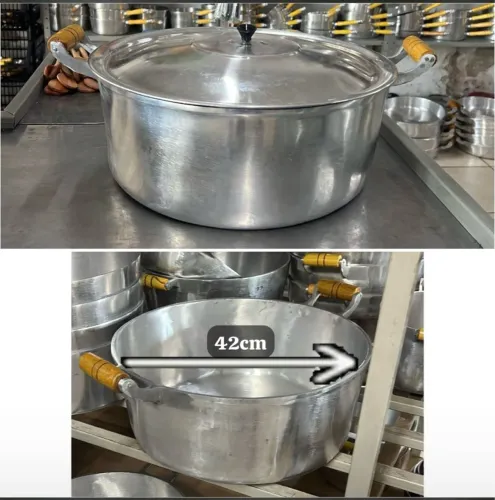 Panela 42 cm alumínio batido (faz 5 kilos de arroz)