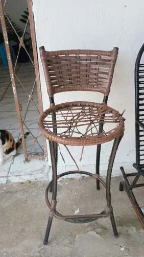 Vendo 2 cadeiras tipo Banqueta