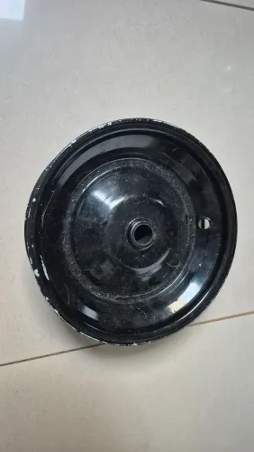 Roda metálica carrinho de mão