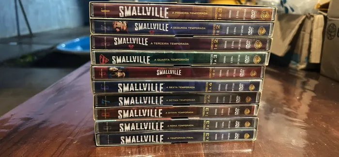 Coleção Smallville Completa até a 10° temporada.