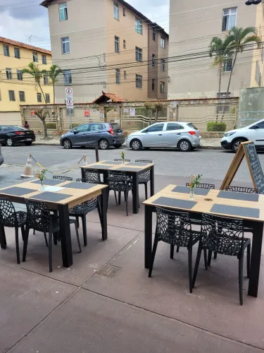 OPORTUNIDADE- Vendo Cafeteria e lanchonete no Centro comercial do Eldorado