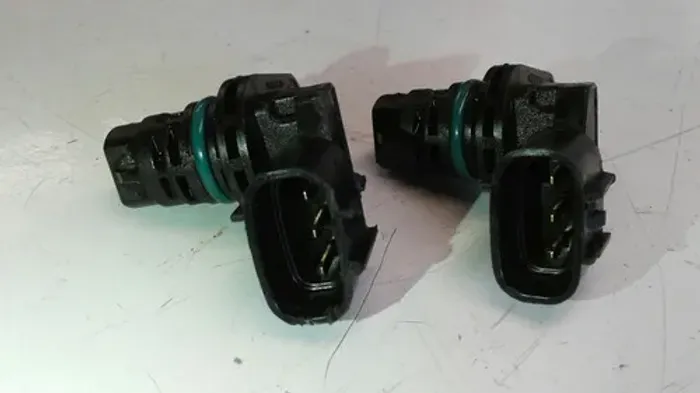 Par De Sensor De Cabeçote Kia Sportage 2.0 2010 Original ... 5040