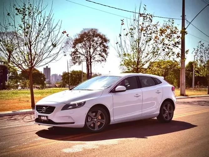 Volvo V40 T-4 2.0 Aut. 2014