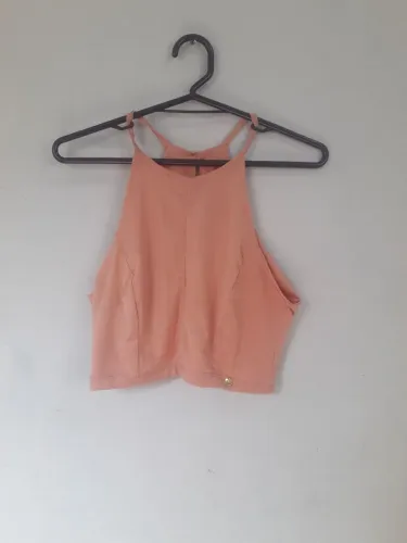Cropped coral