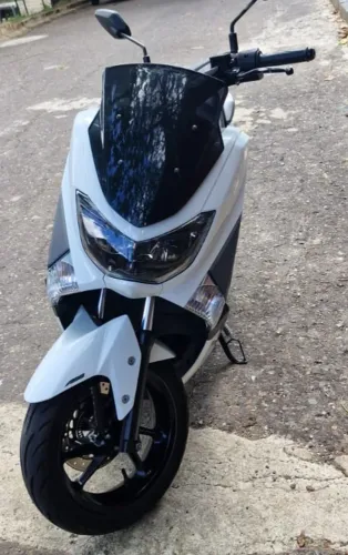 Moto Yamaha NMax 160