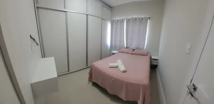 Bela casa em jurere tradicional, disponível para locacao de temporada.