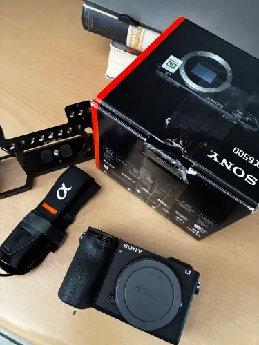 Sony a6500 + Sigma 16mm