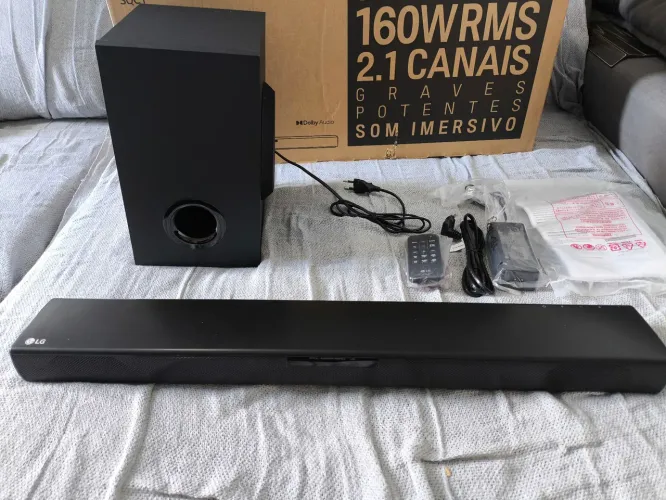 Soundbar LG Novo Com SubWoofer sem Fios 160W RMS de Potência 1 Ano de Garantia