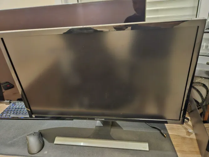 Monitor 4K 28 Polegadas Samsung U28E590D 