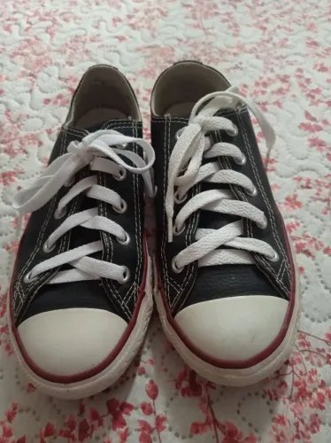 Vendo tênis All star em couro n.30