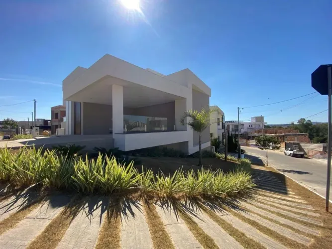 LINDA CASA A VENDA CONDOMINIO GRAN PARK TOSCANA