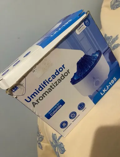 Umidificador de ar vulcão difusor aromatizador led seminovo