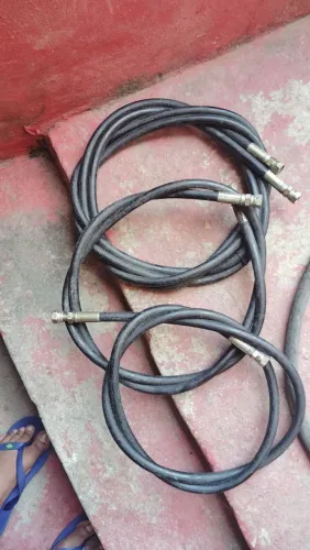 Vendo seis mangueiras hidráulica de empilhadeira