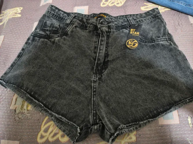 Short jeans