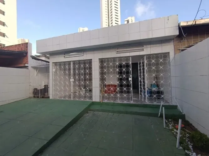 Alugo ótima Casa com 3 quartos no Bairro do Rosarinho/ Recife