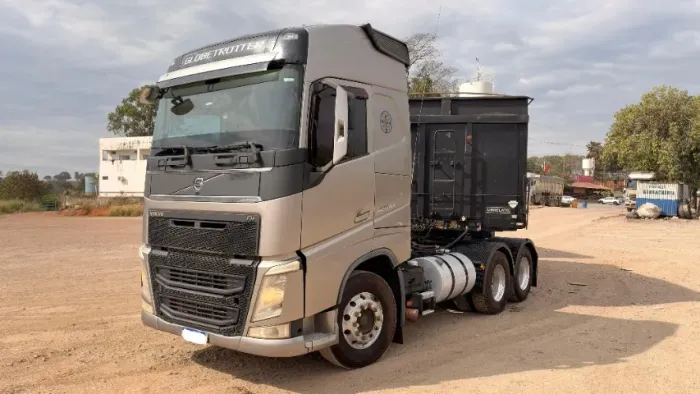 CONJUNTO COMPLETO - VOLVO FH 460 6X2 (MODELO 2016) COM BICAÇAMBA LIBRELATO 2019