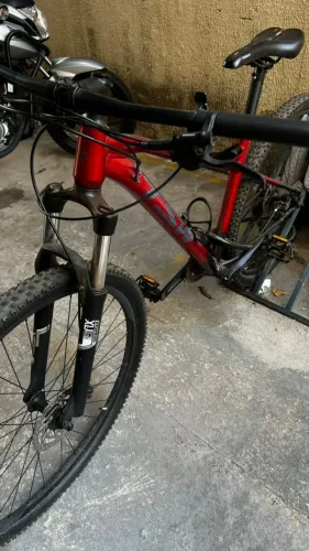 Bicicleta TSW Aro 26 - Freio Hidráulico Shimano + Kit Alivio (Ótimo Estado)