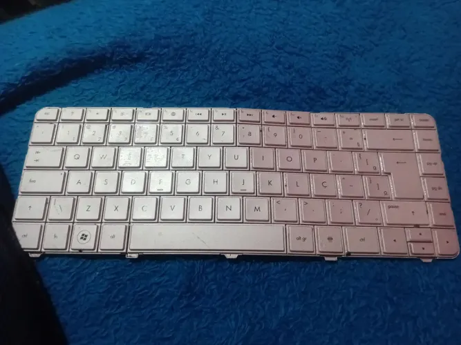 Teclado Notebook HP Pavilion G4 G6 Compaq CQ43 HP 1000 | P/N 645893-201 ABNT2