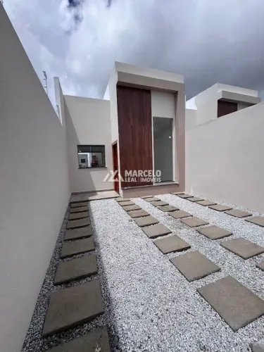Casa com 3 Dormitórios e Churrasqueira em São Pedro, Vitória da Conquista - BA