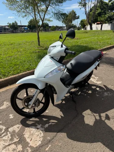 Biz 125 EX freio a disco partida elétrica