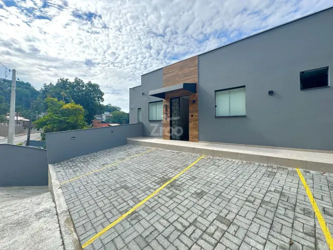 Apartamento com 1 dormitório para alugar, 35 m² por R$ 1.500/mês - Água Verde - Blumenau/S