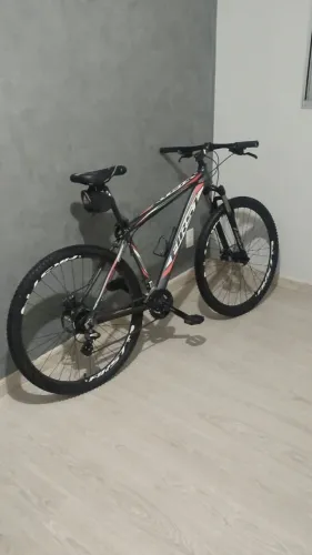 Bicicleta first aro 29 