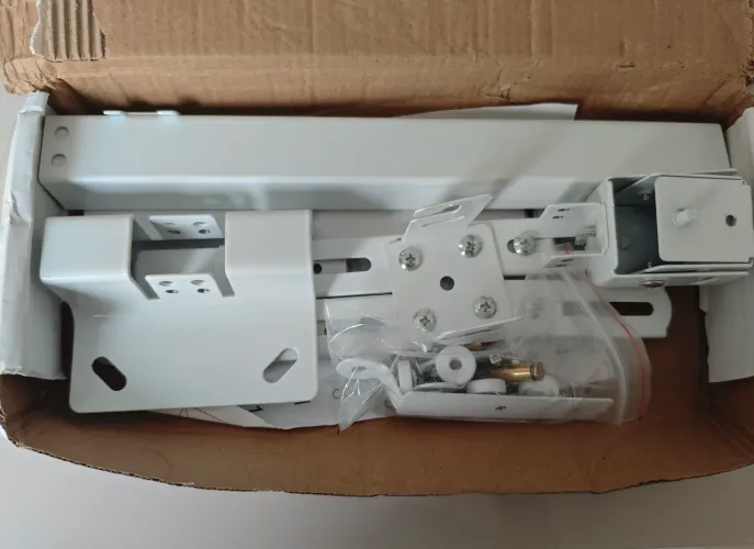 Suporte Universal para Projetor Novo nunca usado