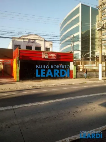 CASA ASSOBRADADA - BARRA FUNDA - SP