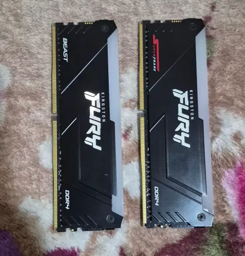 2ª Memória de 8gb Kingston Fury RGB (16bg)