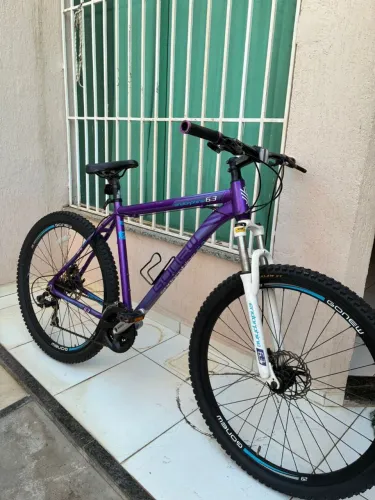 Vende -SE bicicleta aro 29