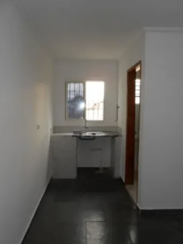 Kitnet de 14 m² Reformada Próximo ao CEASA e Metro Vila Leopoldina - Vila Leopoldina