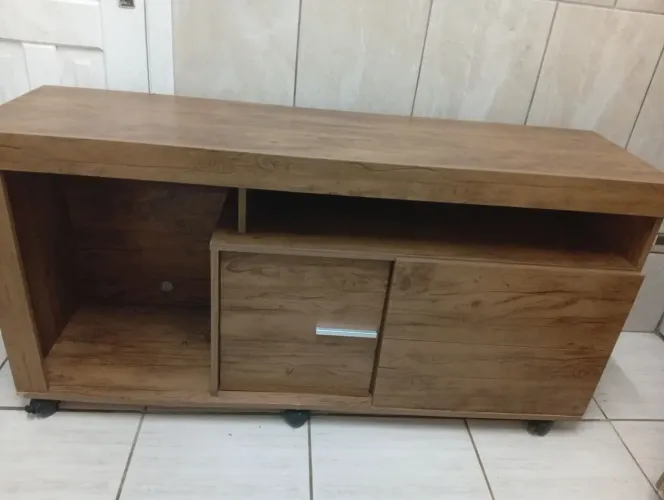  Vendo Rack Usado em ótimo estado de conservação 