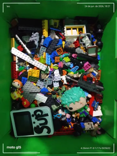 Vendo peças de montar ( tipo-lego) compatível 